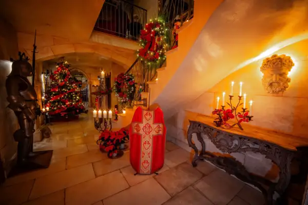 Click Here To View Larger Image