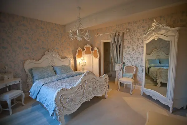 Click Here To View Larger Image