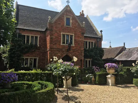 Click Here To View Larger Image